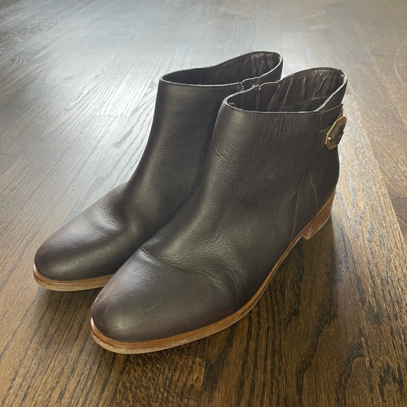 Cole Haan Lilah Buckle Ankle Boot 9.5 Brown Leather - Picture 3 of 6